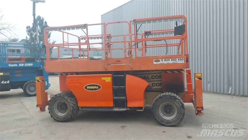 JLG 3394RT Šķerveida pacēlāji