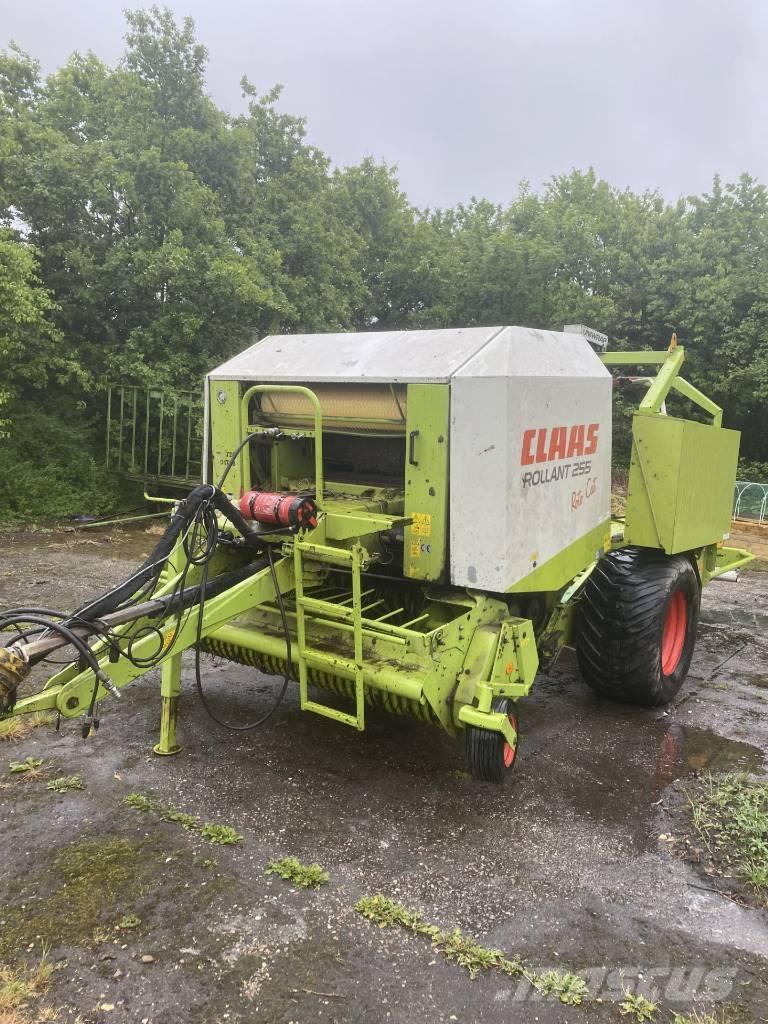 CLAAS uniwrap 255 Rituļu preses