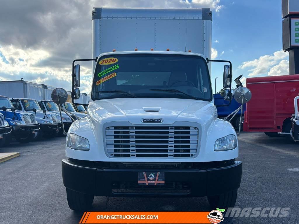 Freightliner M2 Furgons