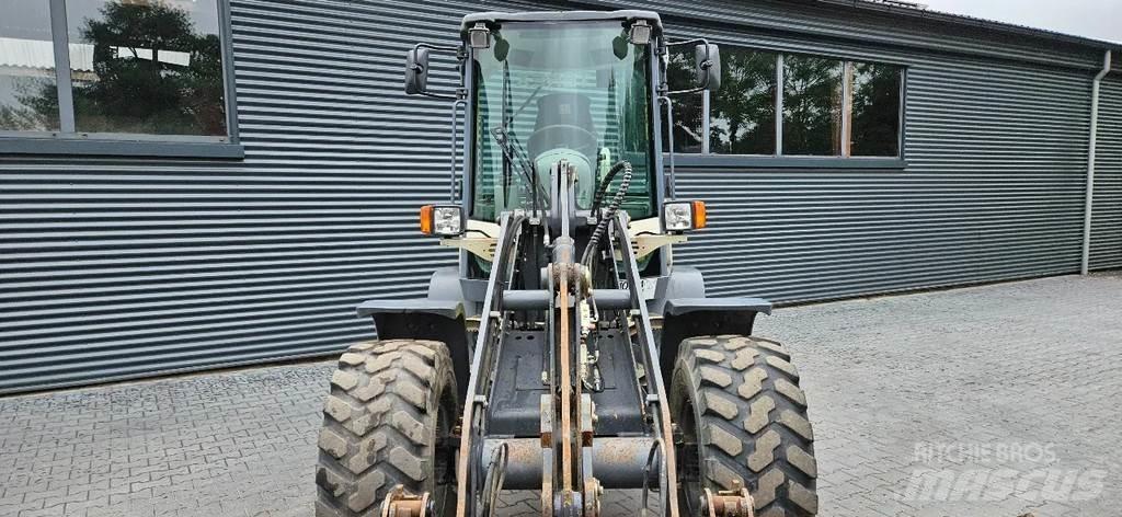 Terex TL80 Iekrāvēji uz riteņiem