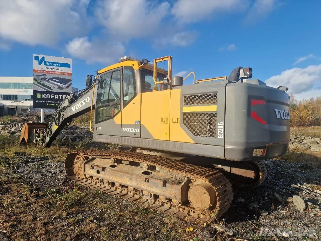 Volvo 220E Kāpurķēžu ekskavatori