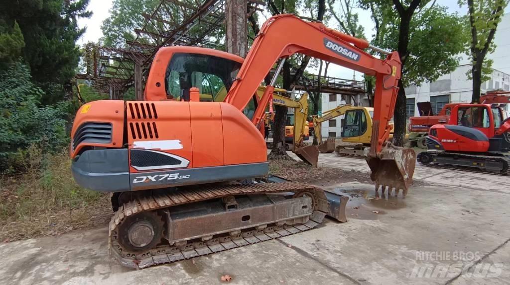 Doosan DX 75-9 C Kāpurķēžu ekskavatori