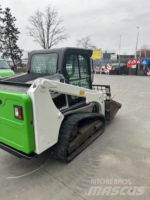Bobcat T 450 Lietoti riteņu kompaktiekrāvēji