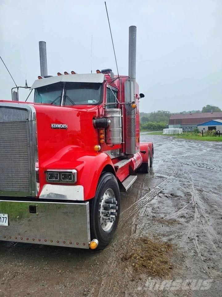 Kenworth W 900 L Vilcēji