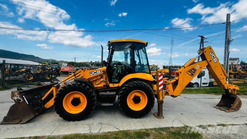 JCB 4 CX Ekskavatori-iekrāvēji