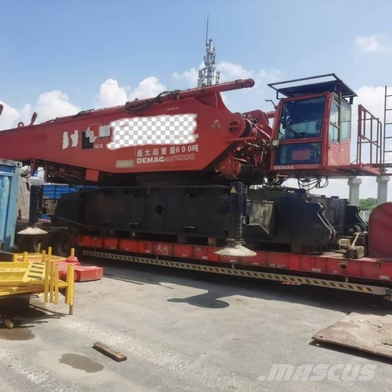 Demag CC 2800 Kāpurķēžu ceļamkrāni