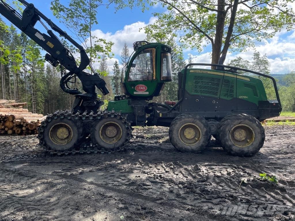 John Deere 1270G 8WD Harvesteri