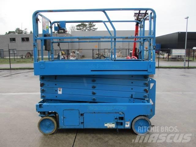 Genie GS 3246 (962) Šķerveida pacēlāji