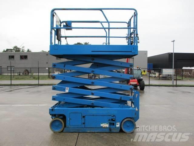 Genie GS 3246 (962) Šķerveida pacēlāji