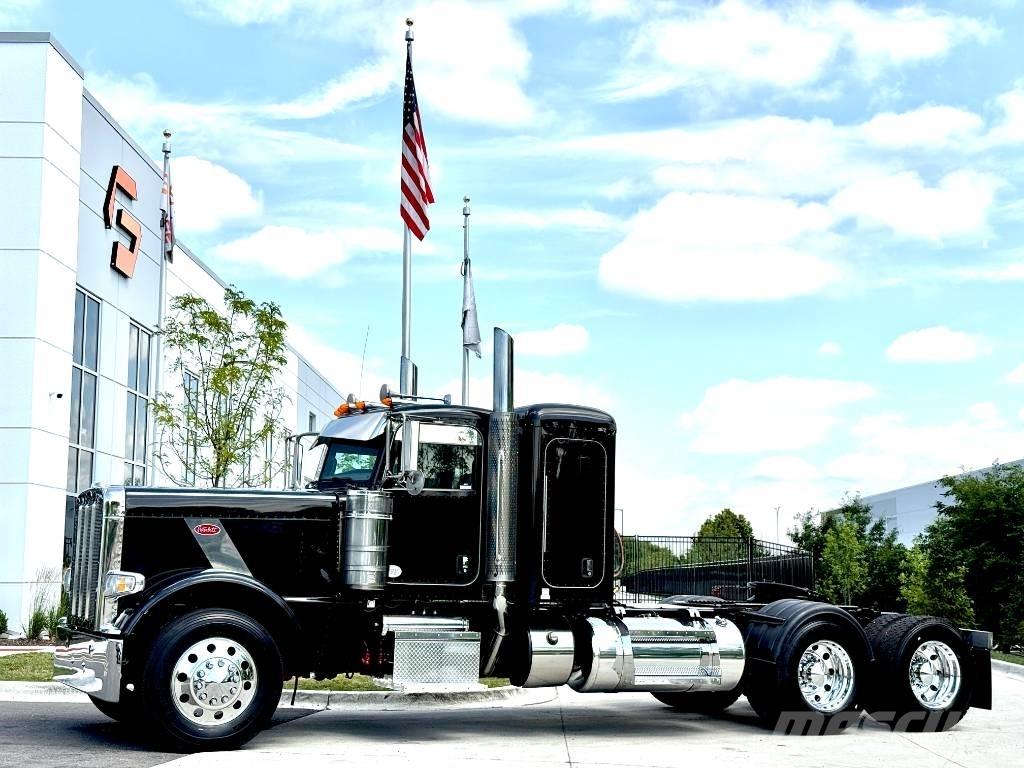 Peterbilt 389 Vilcēji