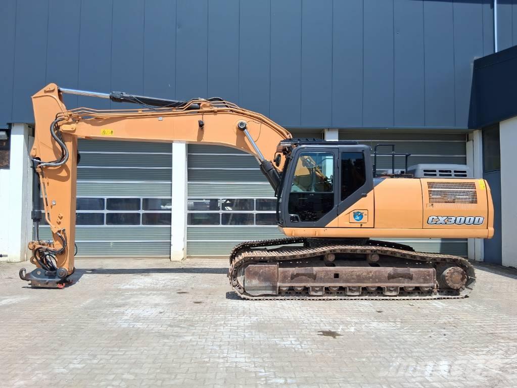 CASE CX300D | OQ70/55 Kāpurķēžu ekskavatori