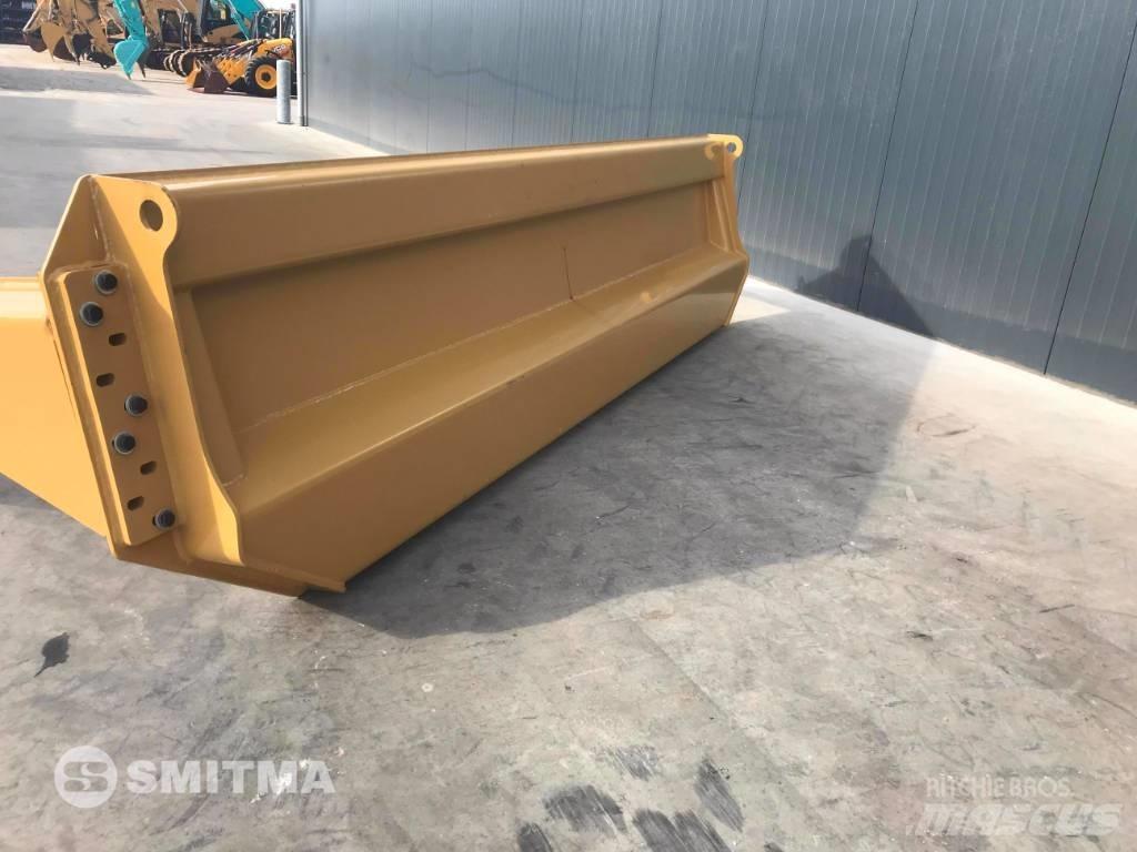 CAT 740 Kravas aizsargi