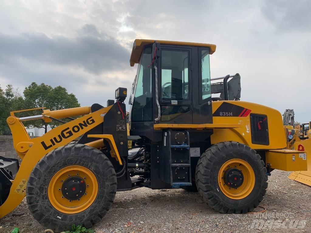 LiuGong 835H Kāpurķēžu iekrāvēji