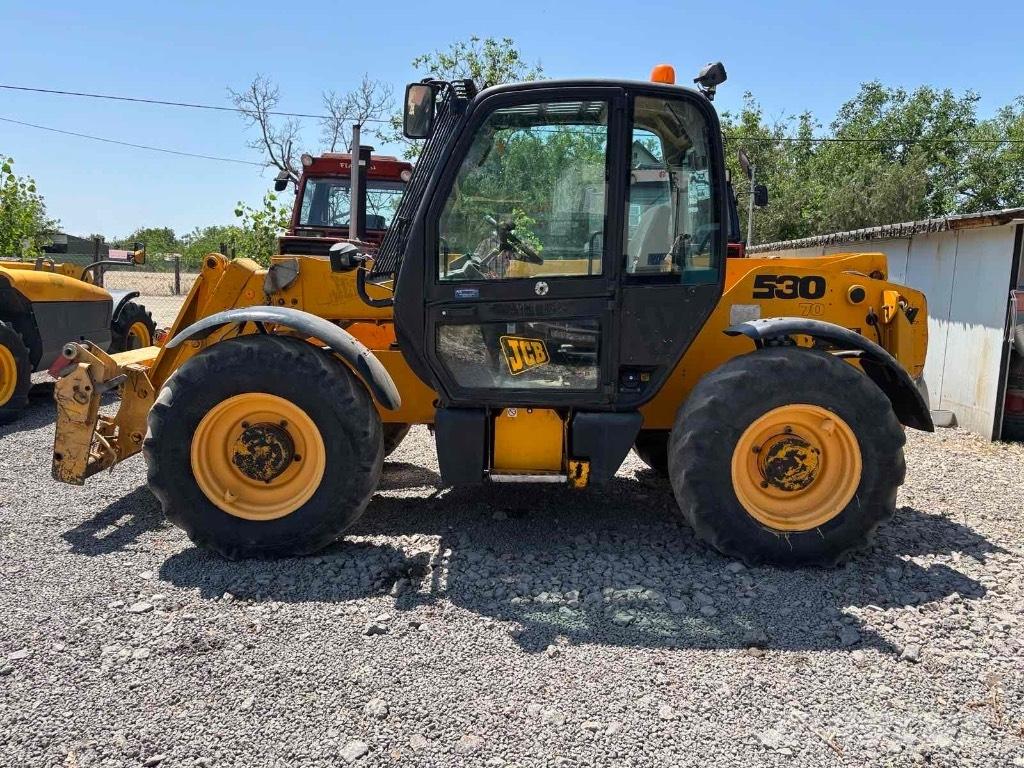 JCB 530-70 Teleskopiskie manipulatori