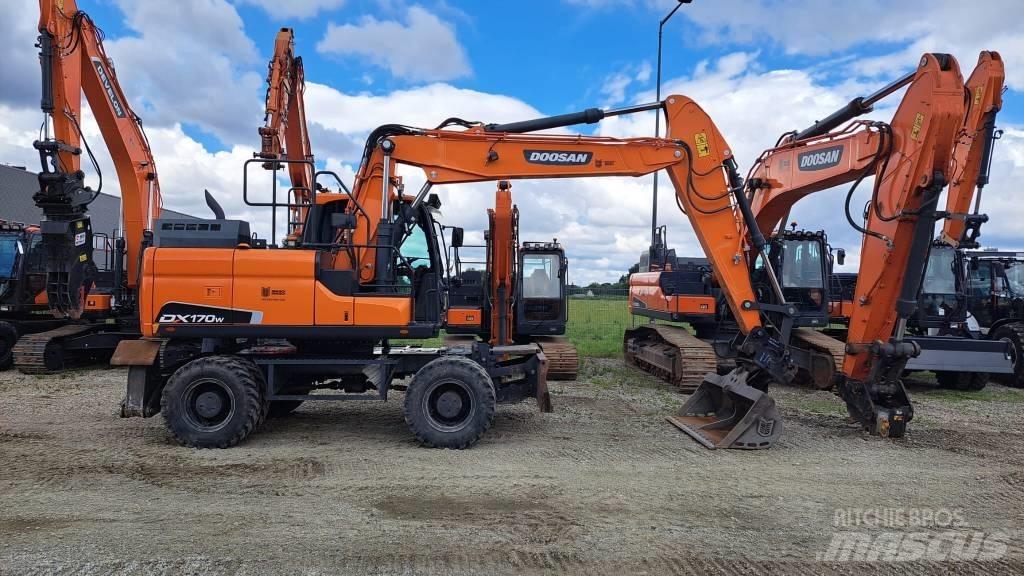 Doosan DX 170 W Ekskavatori uz riteņiem