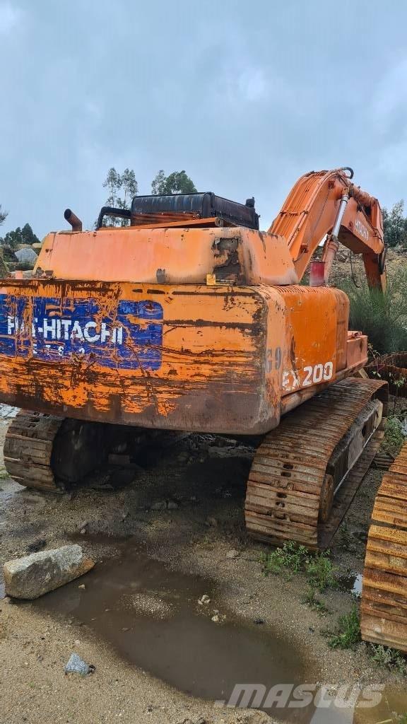 Fiat-Hitachi FH 200 Kāpurķēžu ekskavatori