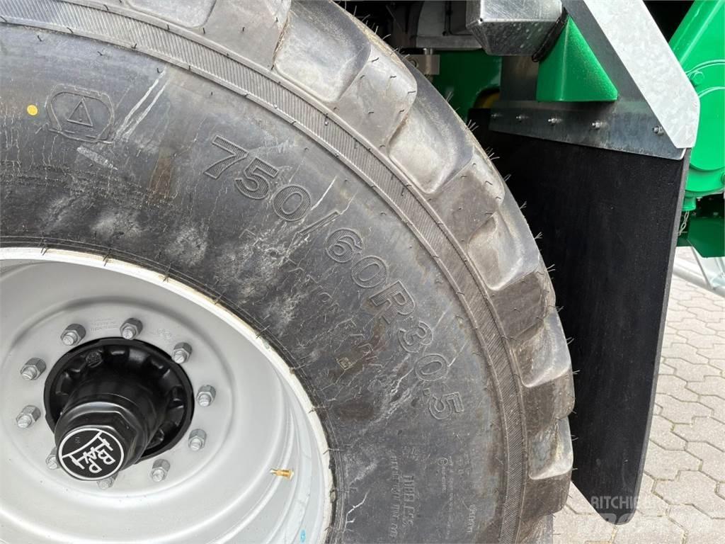 Samson US 227 Mēslojuma izkliedētājs
