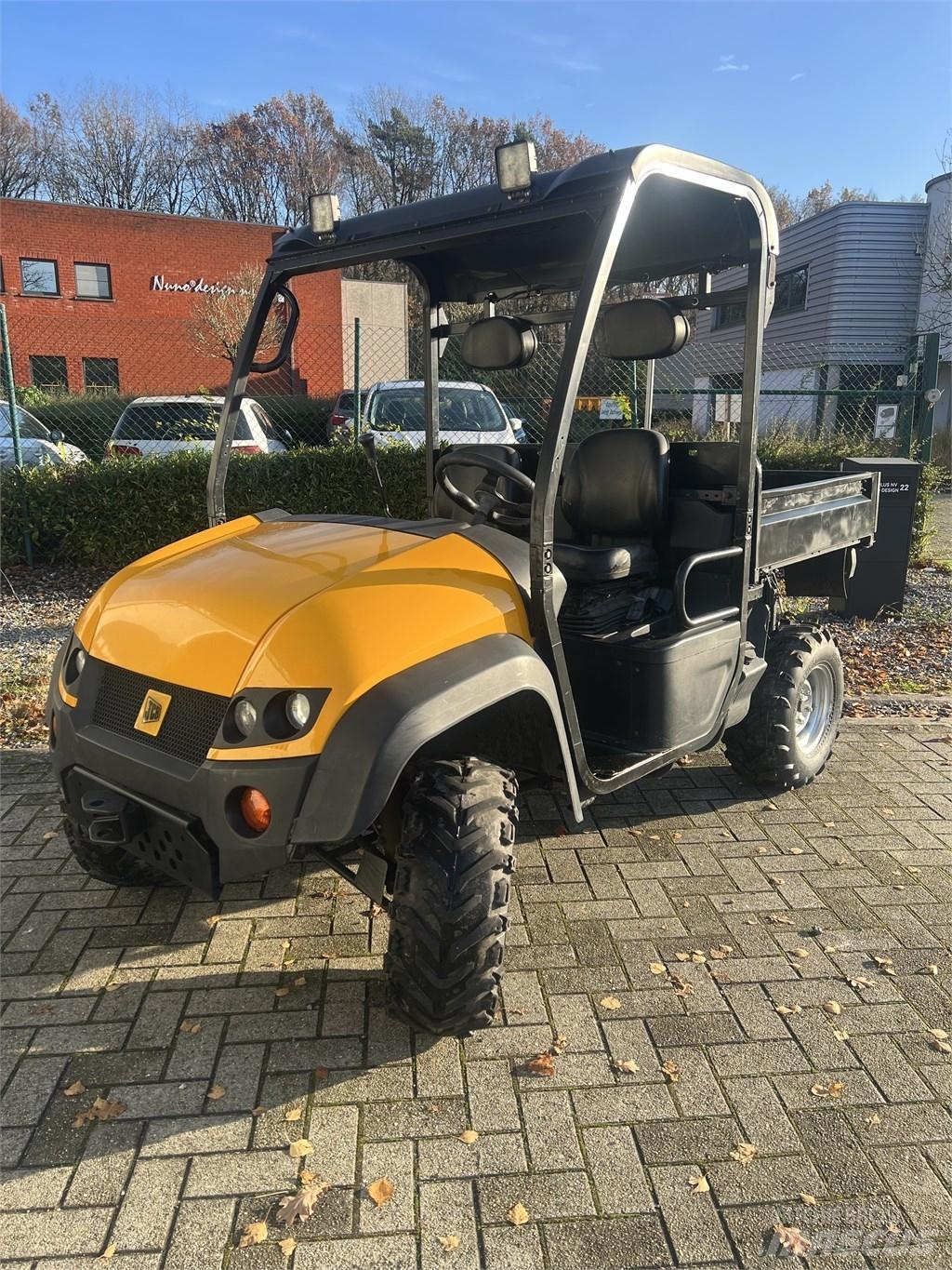 JCB Workmax 800 D Visurgājēji
