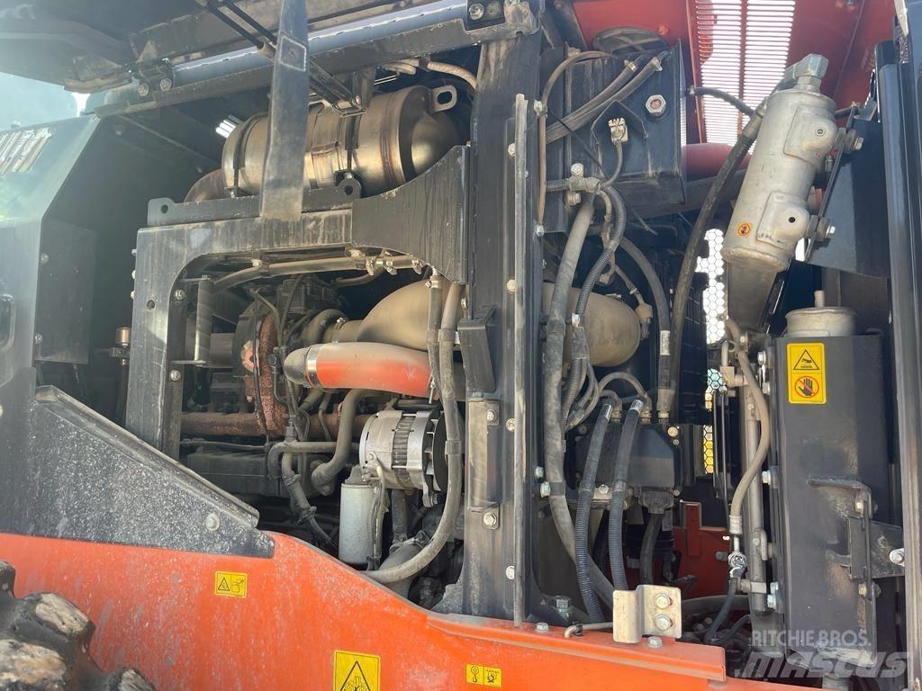 Hitachi ZW 250-6 Iekrāvēji uz riteņiem