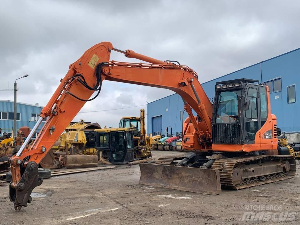 Doosan DX 140 LCR Kāpurķēžu ekskavatori