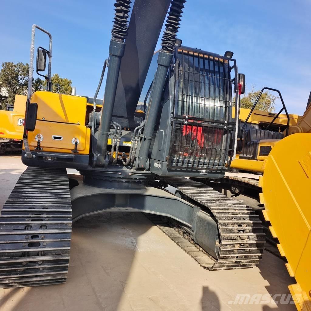 Hyundai 220LC-9T Kāpurķēžu ekskavatori