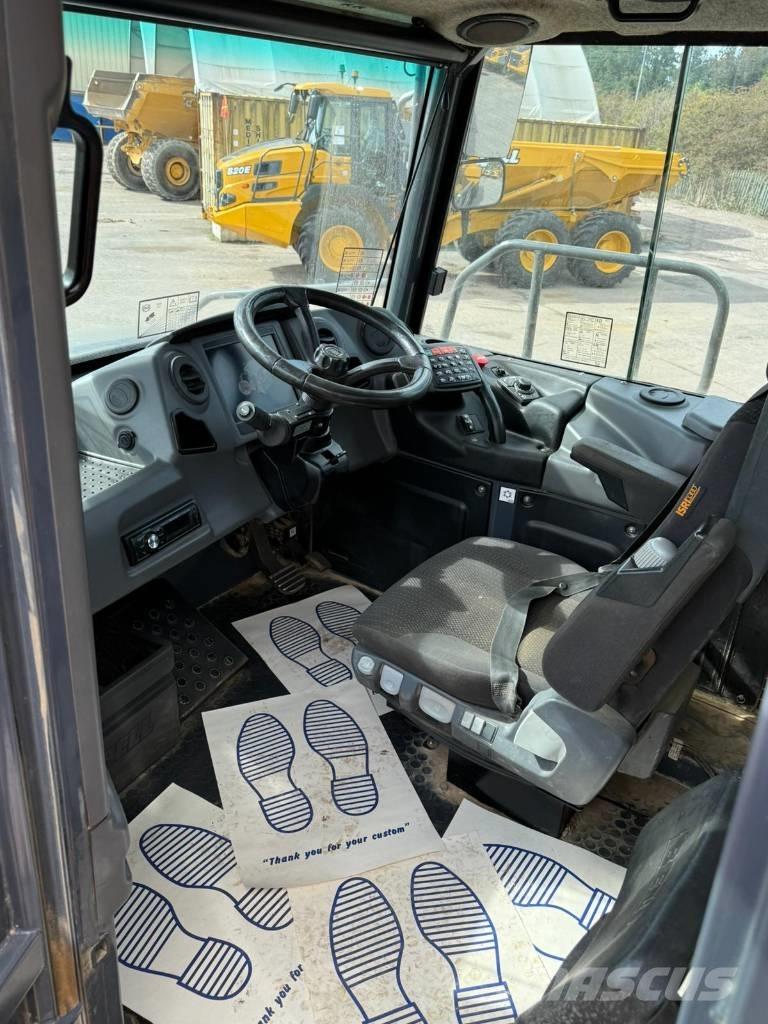 Bell B 30 E Artikulētie pašizgāzēji