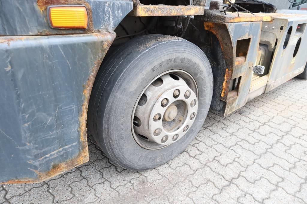 Kalmar T 2d Terminālie traktori