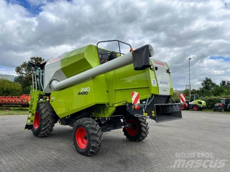 CLAAS AVERO 240 Ražas novākšanas kombaini