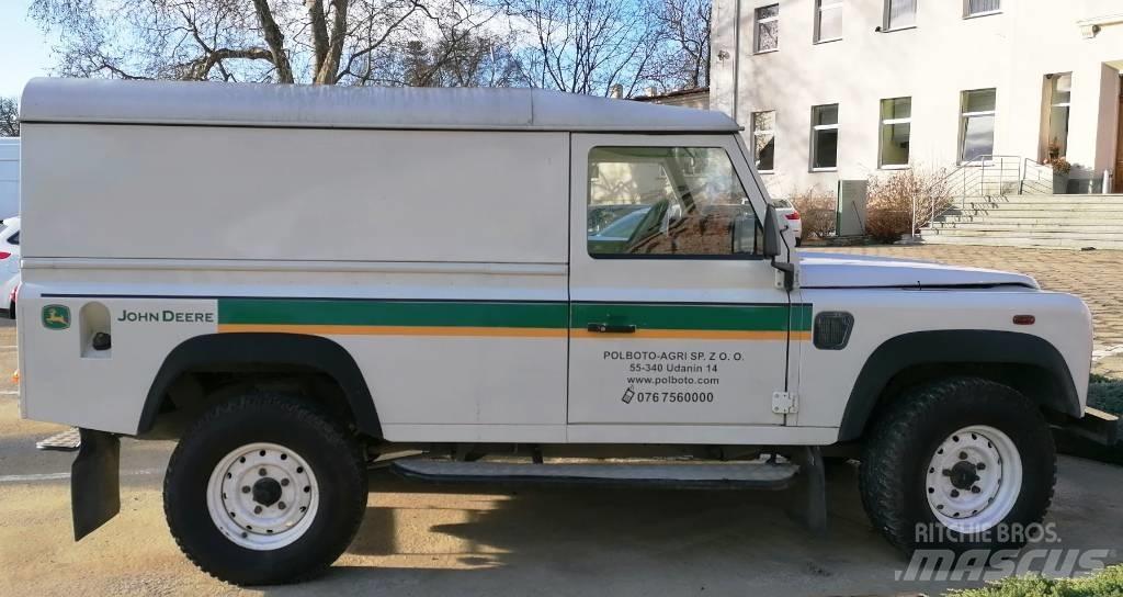 Land Rover Defender Automašīnas