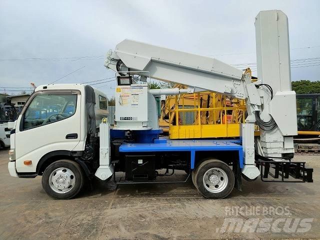 Tadano BT-110-1 Pacēlāji uz automašīnas bāzes