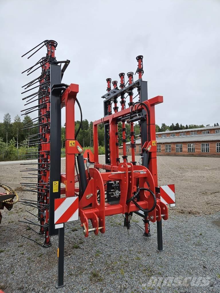Tume Harrow s 660 L Ecēšas