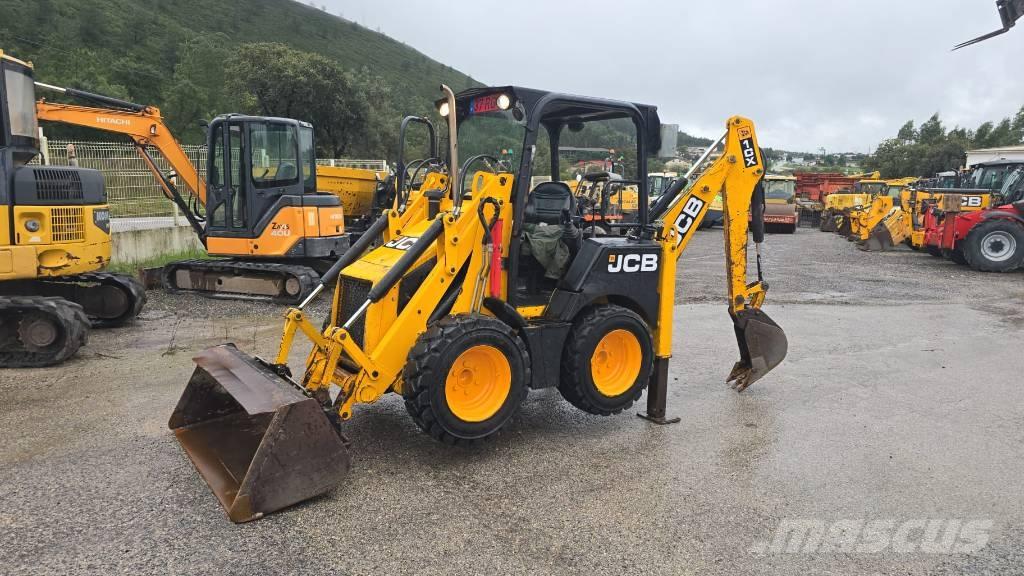 JCB 1 CX Ekskavatori-iekrāvēji