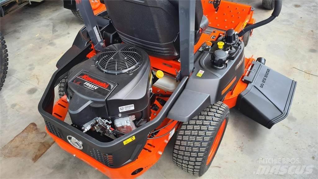 Kubota Z1-421 Mauriņa pļaujmašīnas