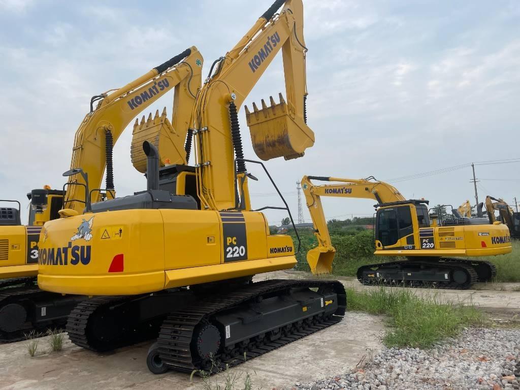Komatsu PC 220 Kāpurķēžu ekskavatori