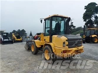 Volvo L 30 G Iekrāvēji uz riteņiem