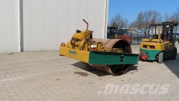 Vibromax W 501 Piekabināmie vibroveltņi