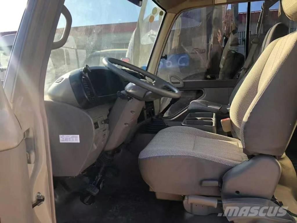 Toyota Coaster Bus Mikroautobusi