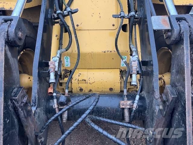 CAT IT 14 G Iekrāvēji uz riteņiem