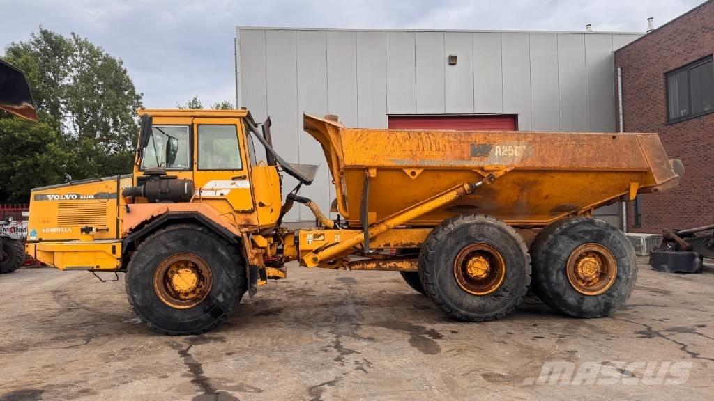 Volvo A 25 C Artikulētie pašizgāzēji