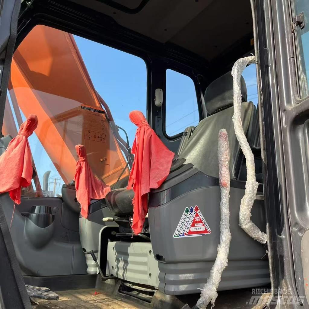Hitachi ZX 160 Vidēja lieluma ekskavatori 7 t - 12 t