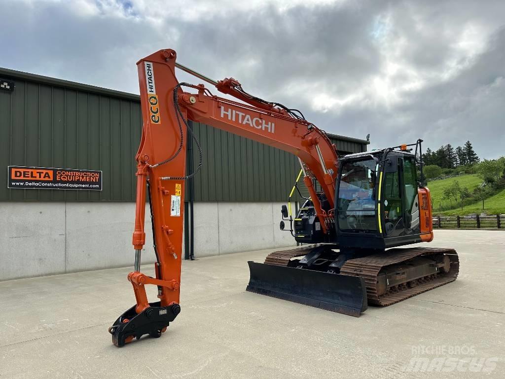 Hitachi ZX 135 US-6 Kāpurķēžu ekskavatori
