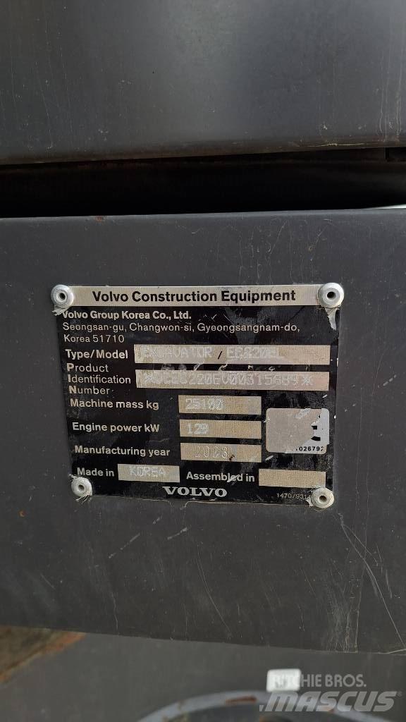 Volvo EC220E Kāpurķēžu ekskavatori