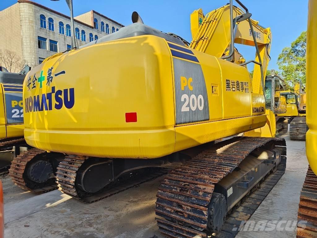 Komatsu PC 200-8 Kāpurķēžu ekskavatori