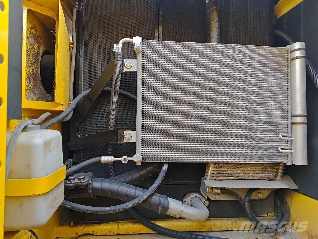 Komatsu PC 200-8 Kāpurķēžu ekskavatori