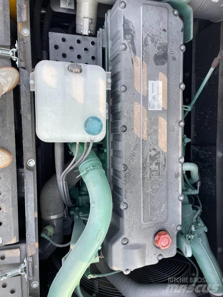 Volvo 360 Kāpurķēžu ekskavatori