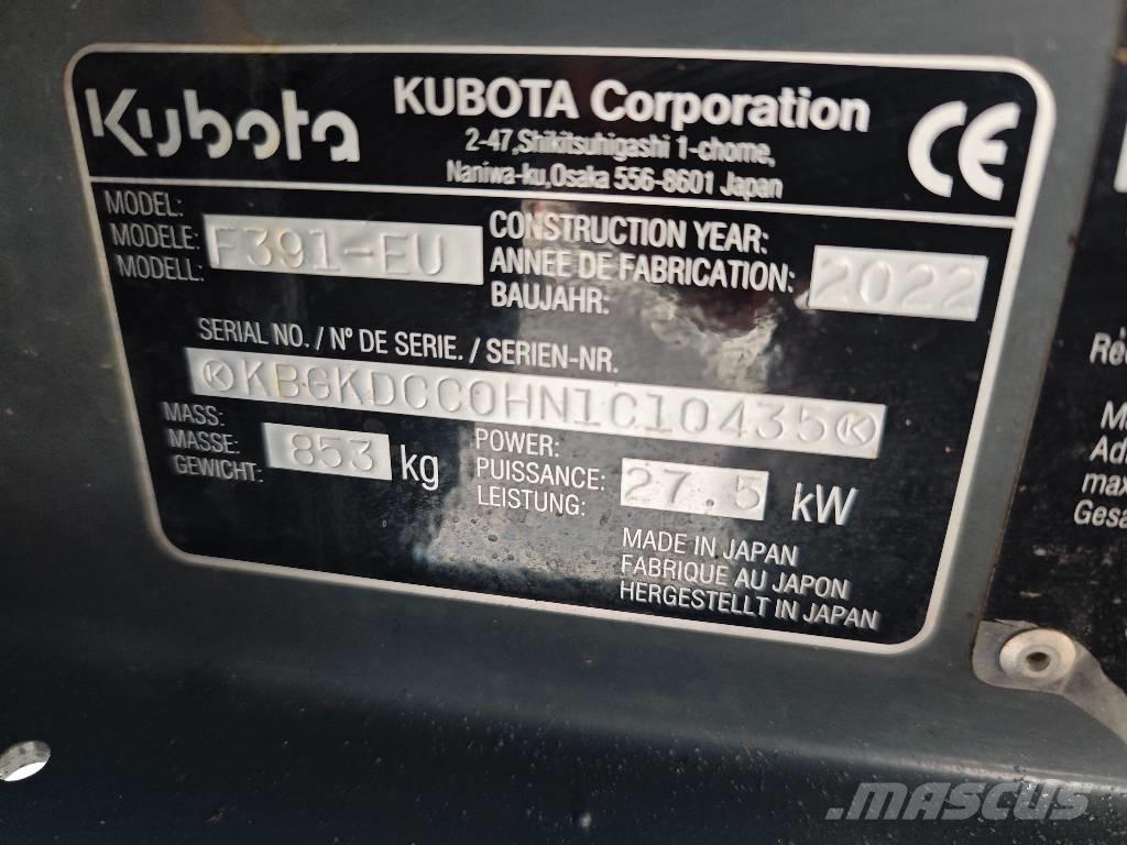 Kubota F 391 Mauriņa traktors