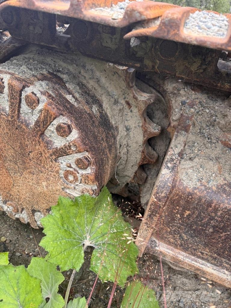 CAT 321 D LCR Kāpurķēžu ekskavatori