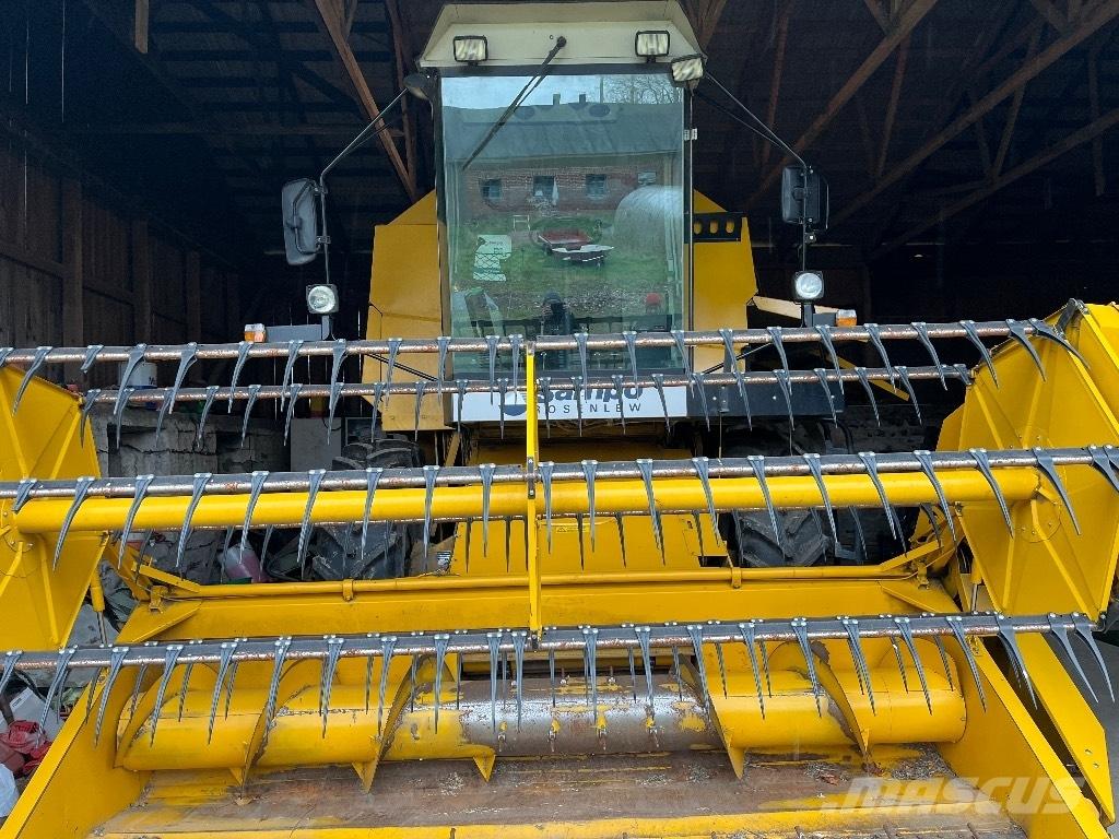 Sampo-Rosenlew 2050 Ražas novākšanas kombaini
