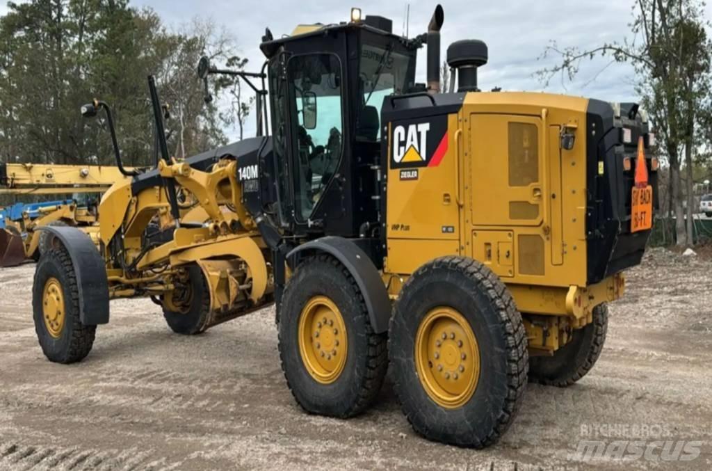CAT 140M2 AWD Greideri