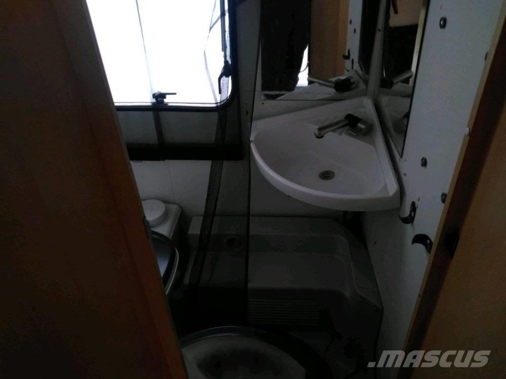 Bürstner 490 TK Kemperi un dzīvojamās piekabes